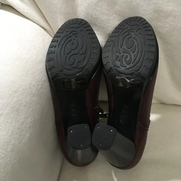 Clarks Lida Palmer Artisan Leather Heeled Clog - Picture 7 of 7